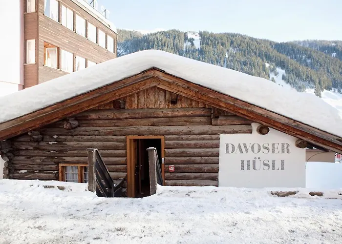 Davoser Huesli By Mountain Νταβός