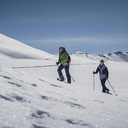 Davoser Huesli By Mountain Hotell *