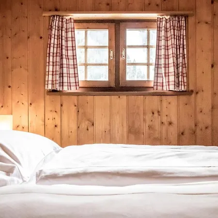 Davoser Huesli By Mountain Hotell